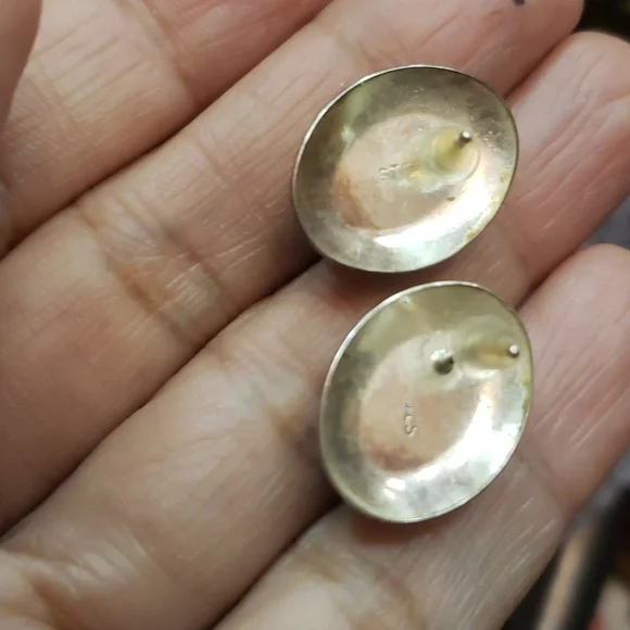 Vintage Sterling Silver Purple Cats Eye Earrings - Picture 5 of 5